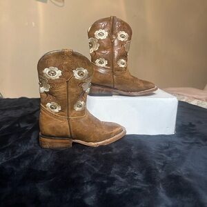 Brown Floral Embroidered Cowboy Boots
